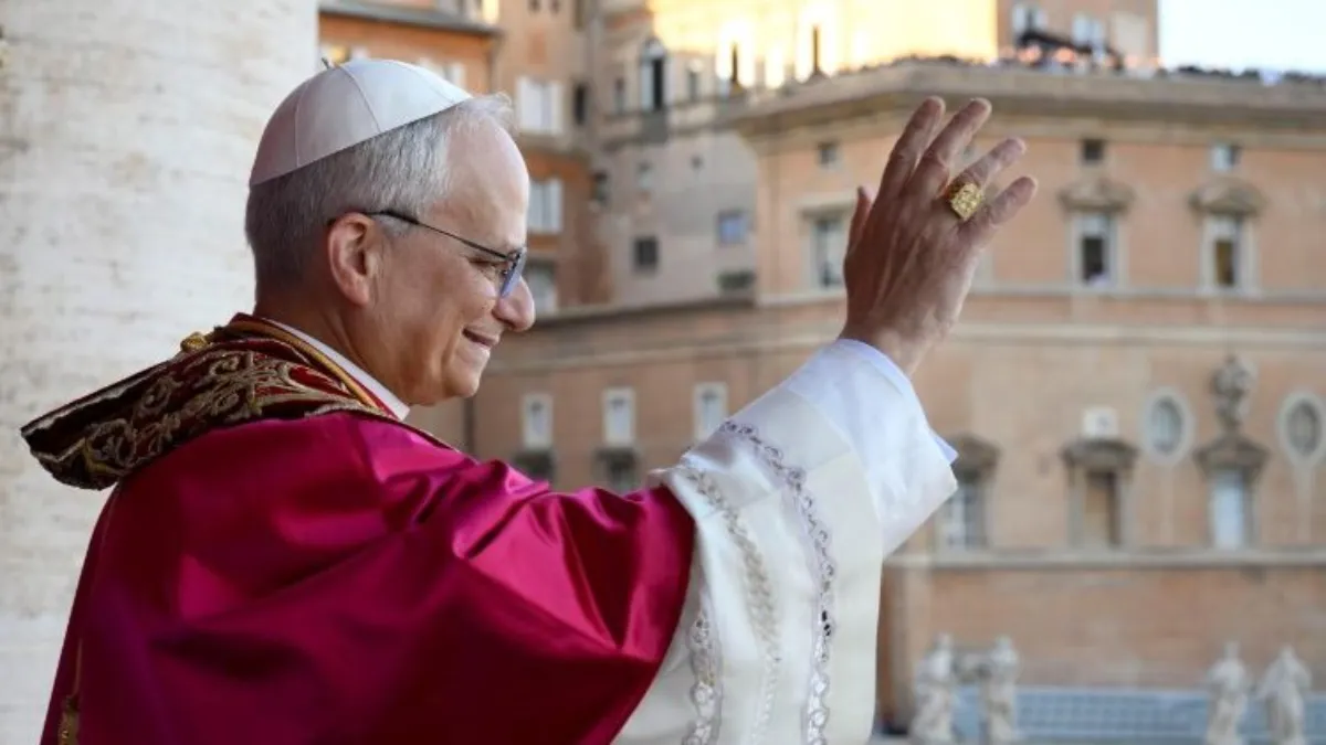 O novo Papa Leão XIV revela diploma universitário surpreendente