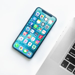 Como economizar bateria no celular hoje